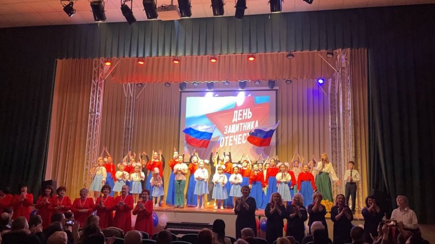  21 февраля поздравили наших  мужчин с Днём защитника Отечества.